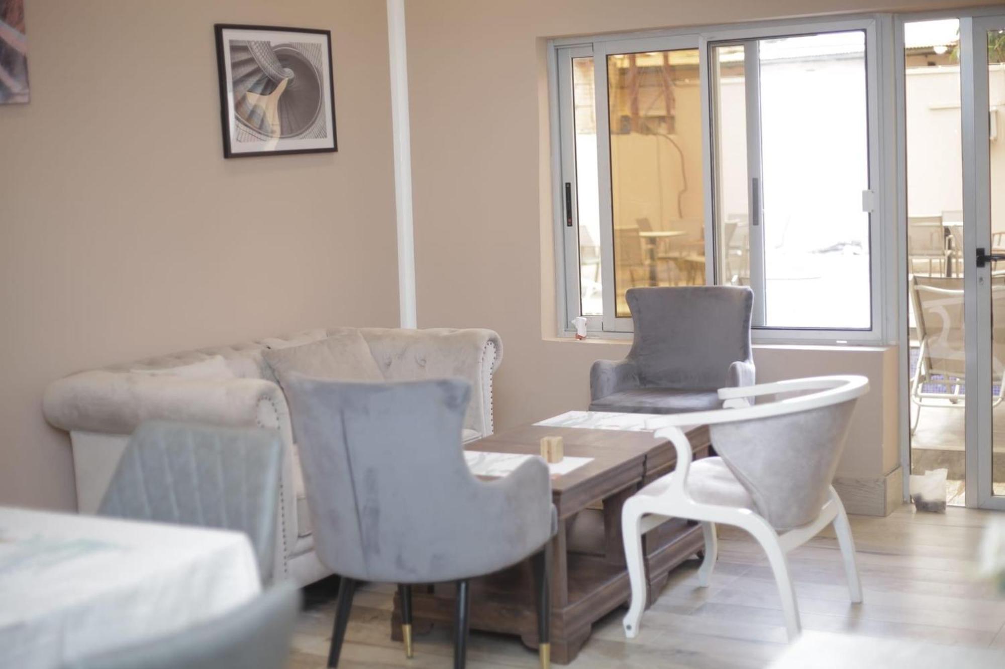 מלון Owandja House לובומבאשי מראה חיצוני תמונה